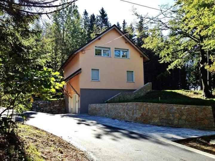 Apartmaji Velikonja Ajdovščina Exteriör bild